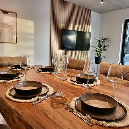 Sioux: Stilvolles Designapartment Am Bodensee * בודולץ